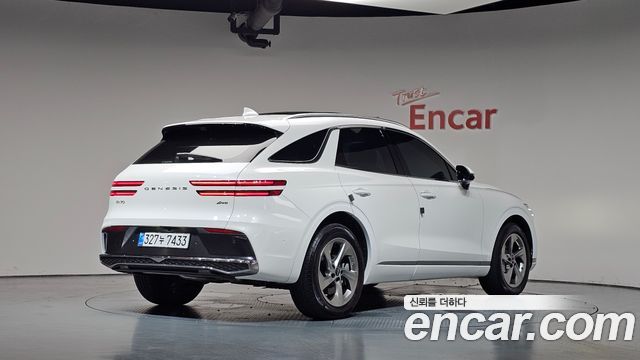 Genesis GV70 из Кореи Encar