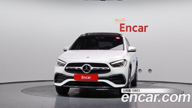 Mercedes-Benz GLA-Class GLA250 4MATIC — пробег 15 009 км — фото 3 из 5