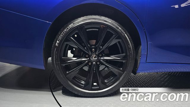 Lexus ES F-Sport — пробег 75 228 км — фото 5 из 5