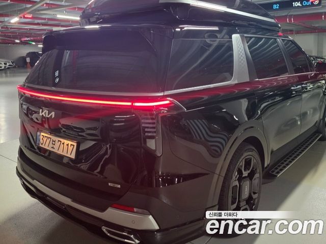 Kia Carnival Gasoline 9-Seater Prestige — пробег 4 500 км — фото 3 из 5
