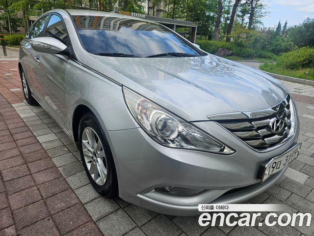Hyundai Sonata Prime Deluxe — пробег 121 000 км — фото 3 из 5
