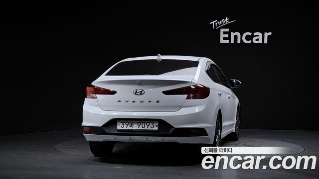 Hyundai AVANTE из Кореи Encar