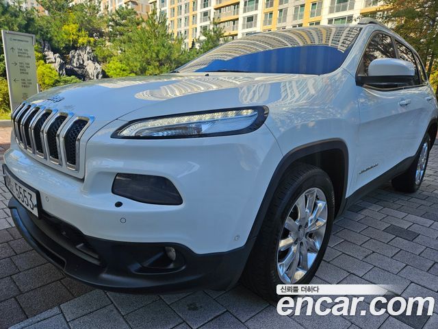 Jeep Cherokee 2.4 Longitude High AWD — пробег 123 480 км — фото 1 из 5