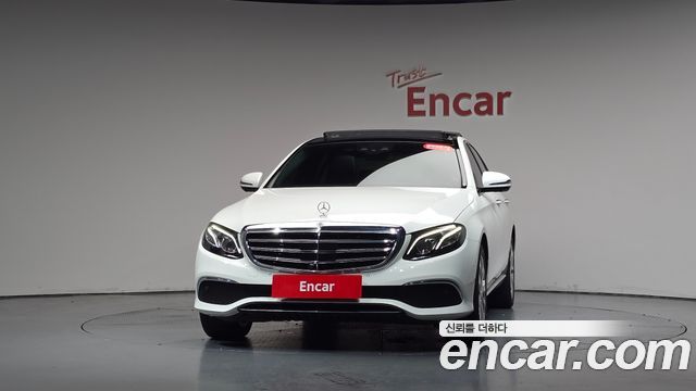 Mercedes-Benz E-Class из Кореи Encar