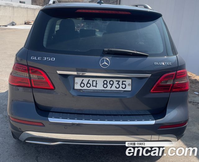 Mercedes-Benz M-class ML350 BlueTEC 4MATIC — пробег 185 000 км — фото 1 из 5