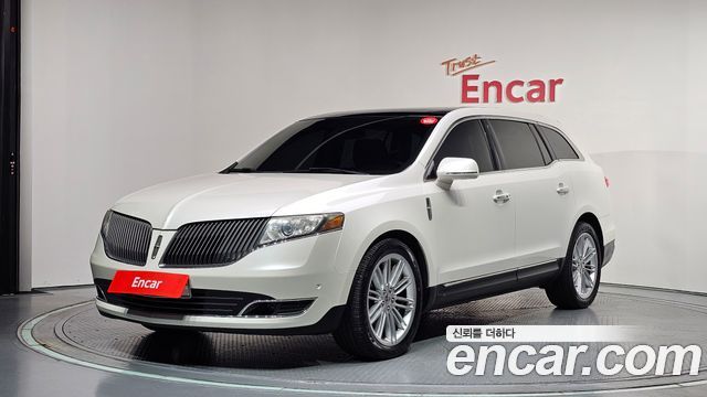 Lincoln MKT 3.5 — пробег 35 948 км — фото 1 из 5
