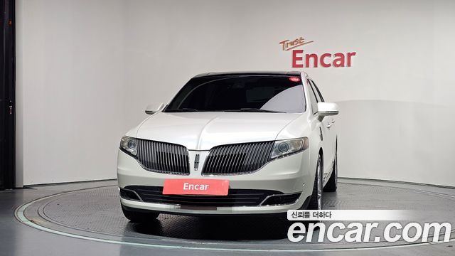 Lincoln MKT 3.5 — пробег 35 948 км — фото 3 из 5