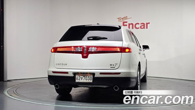 Lincoln MKT 3.5 — пробег 35 948 км — фото 4 из 5