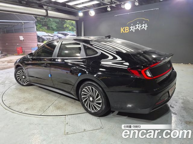 Hyundai Sonata Premium Plus — пробег 117 435 км — фото 4 из 5