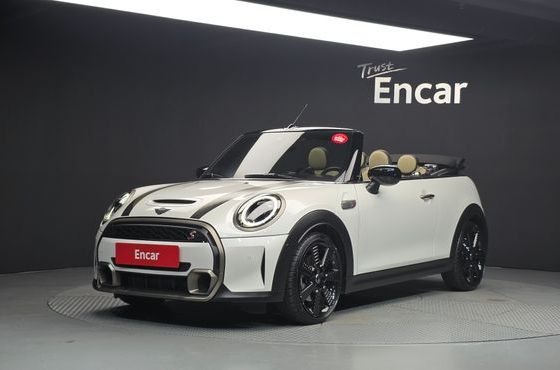 Mini Cooper Convertible Resolute Edition 3rd Gen — пробег 31 278 км — фото 1 из 5