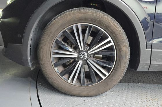 Volkswagen Tiguan 2.0 TDI Premium — пробег 21 435 км — фото 5 из 5