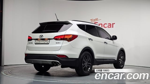 Hyundai Santafe Diesel(e-VGT) 2.2 2WD Exclusive — пробег 125 128 км — фото 2 из 5