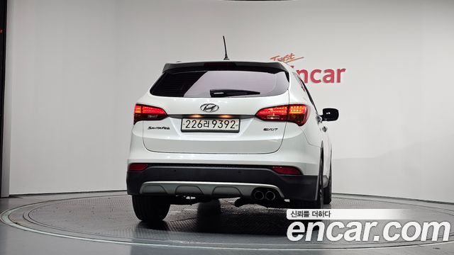 Hyundai Santafe Diesel(e-VGT) 2.2 2WD Exclusive — пробег 125 128 км — фото 4 из 5