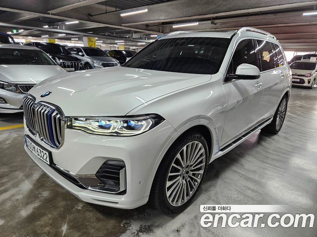 BMW X7 xDrive 40d Design Pure Excellence 7-Seater — пробег 42 512 км — фото 1 из 5