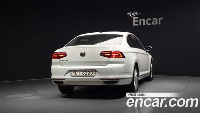 Volkswagen Passat из Кореи Encar