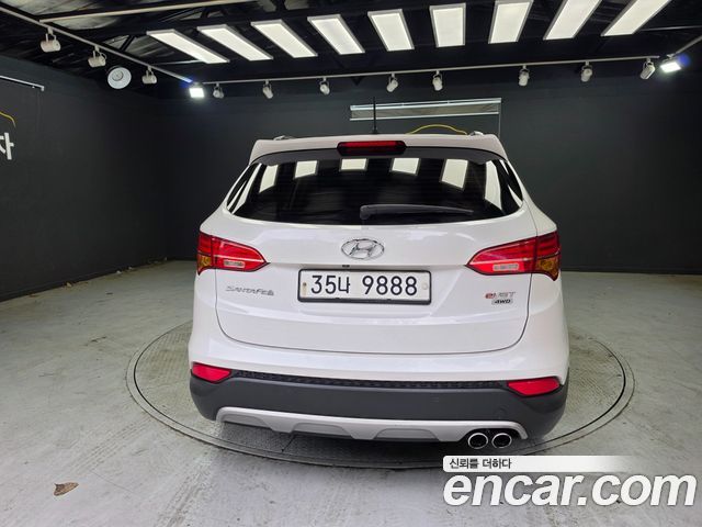 Hyundai Santafe Diesel(e-VGT) 2.0 4WD Exclusive — пробег 90 127 км — фото 3 из 5