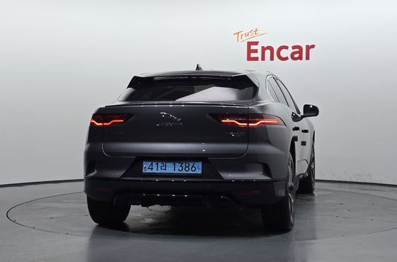Jaguar I-PACE EV400 HSE — пробег 187 795 км — фото 4 из 5