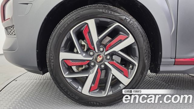 Hyundai Kona из Кореи Encar