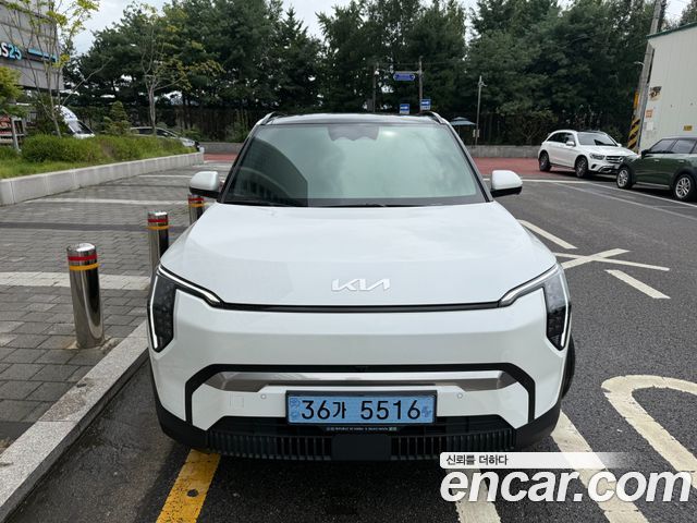 Kia EV3 Long Range 2WD Earth — пробег 20 941 км — фото 2 из 5