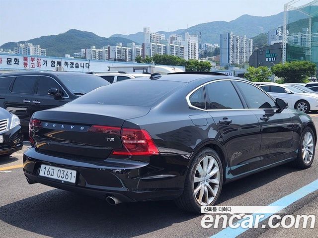 Volvo S90 T5 Momentum — пробег 219 000 км — фото 4 из 5