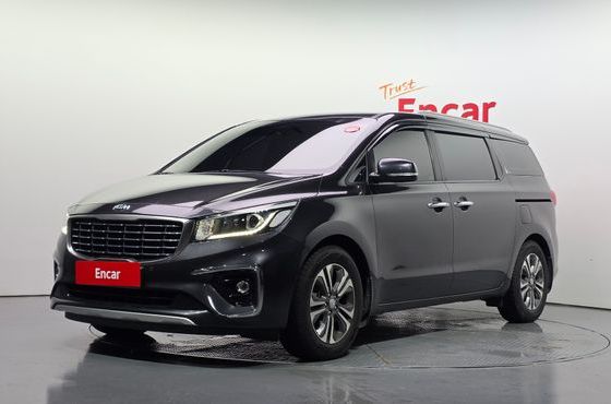 Kia Carnival 9-Seater Luxury — пробег 94 572 км — фото 1 из 5