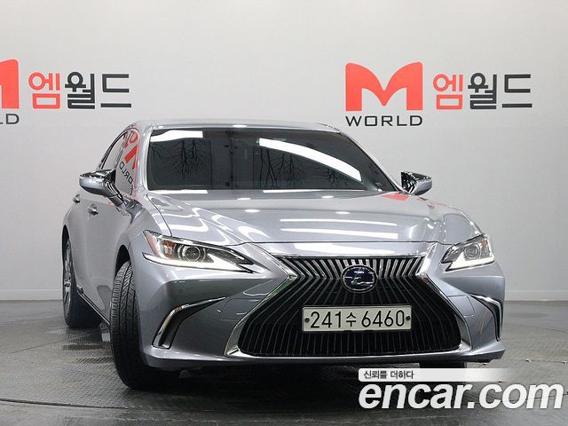 Lexus ES Luxury — пробег 45 310 км — фото 2 из 5