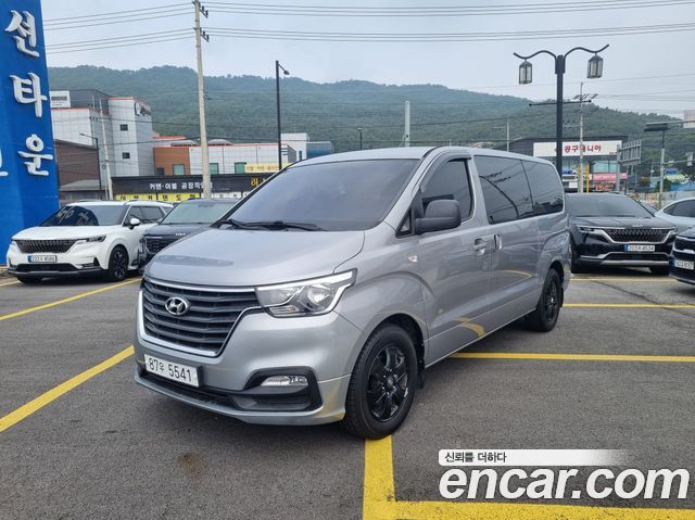 Hyundai Starex Van 3-Seater Style — пробег 149 083 км — фото 1 из 5