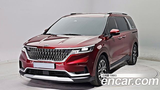 Kia Carnival Diesel 9-Seater Prestige — пробег 79 621 км — фото 1 из 5