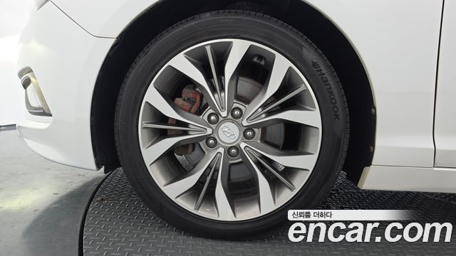 Hyundai Sonata 1.7 Diesel Smart Special — пробег 185 070 км — фото 5 из 5
