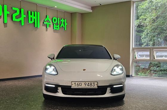 Porsche Panamera 3.0 AWD — пробег 50 469 км — фото 3 из 5
