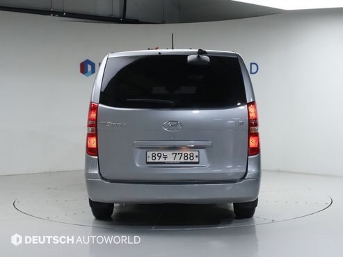 Hyundai Starex 5-Seater VAN Smart — пробег 224 922 км — фото 4 из 5
