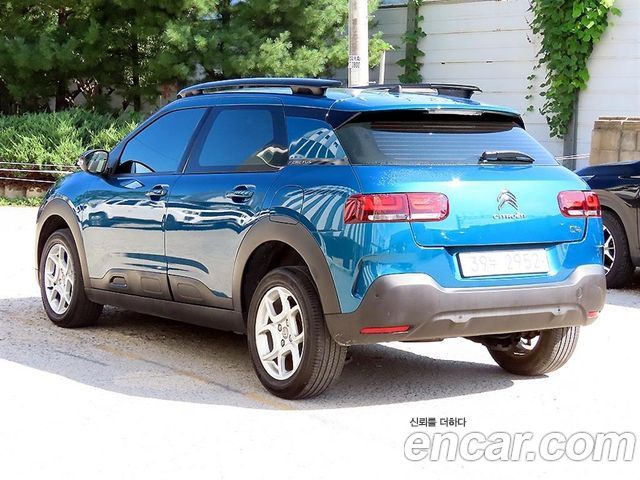 Citroen-DS C4 CACTUS 1.5 BlueHDi Shine — пробег 81 027 км — фото 3 из 5