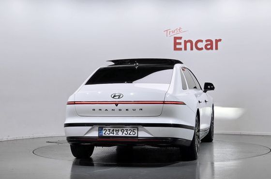 Hyundai Grandeur Calligraphy — пробег 14 520 км — фото 4 из 5