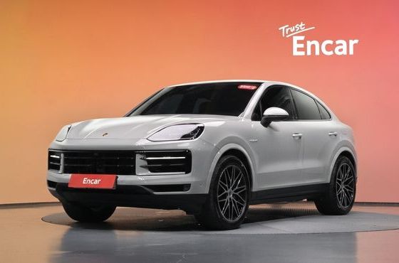 Porsche Cayenne 3.0 E-Hybrid Coupe — пробег 17 645 км — фото 1 из 5