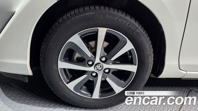Toyota Prius 1.5 — пробег 134 796 км — фото 5 из 5