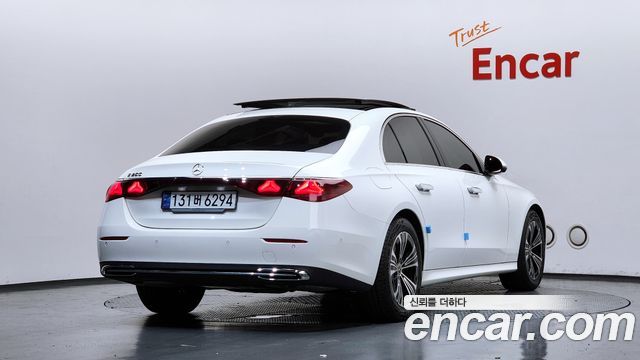 Mercedes-Benz E-Class из Кореи Encar