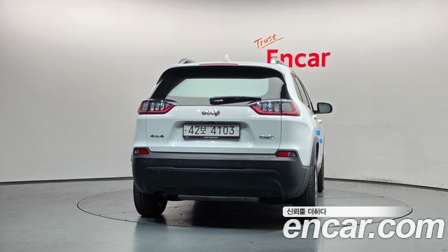 Jeep Cherokee из Кореи Encar