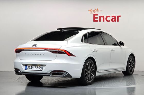 Hyundai Grandeur 3.0 LPi Rent Car Exclusive — пробег 82 415 км — фото 2 из 5