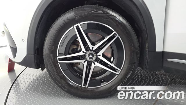 Mercedes-Benz EQA из Кореи Encar