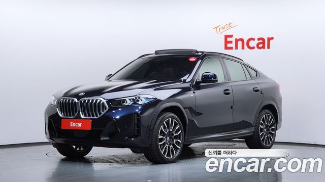 BMW X6 xDrive40i M Sport — пробег 10 567 км — фото 1 из 5