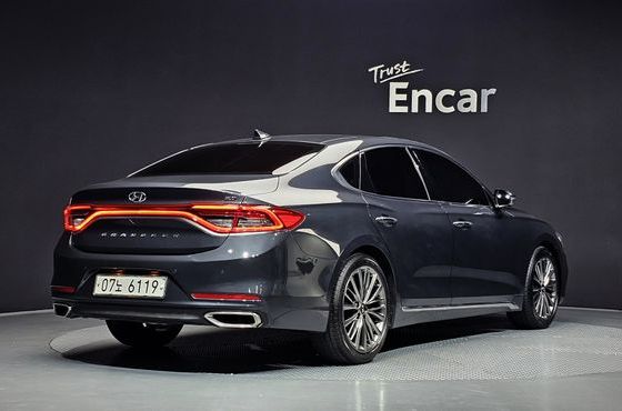 Hyundai Grandeur 3.0 Exclusive Special — пробег 95 946 км — фото 2 из 5