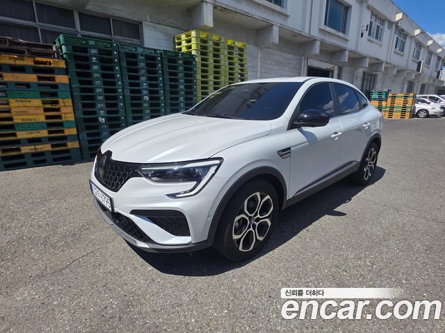 Renault (Samsung) Arkana 1.6 E-TECH Iconic — пробег 24 320 км — фото 1 из 5