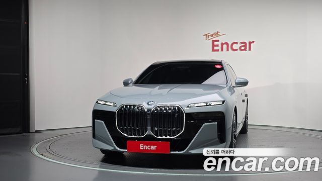 BMW i7 из Кореи Encar