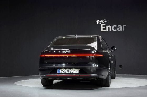 Hyundai Grandeur Calligraphy — пробег 18 217 км — фото 4 из 5
