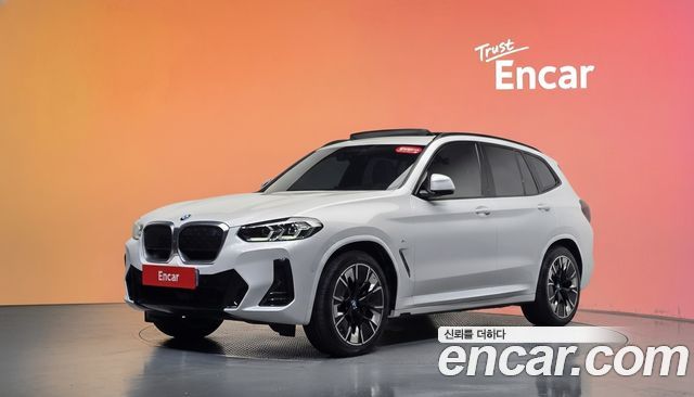 BMW iX3 M Sports — пробег 42 180 км — фото 1 из 5