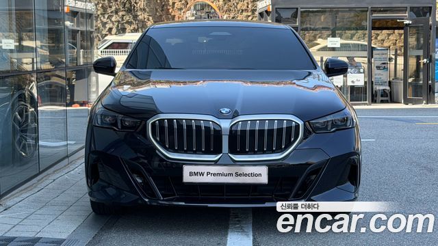 BMW 5-Series 520i M Sport — пробег 25 103 км — фото 3 из 5