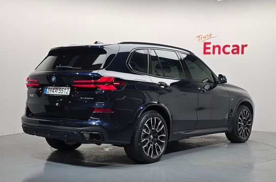 BMW X5 xDrive 50e M Sport — пробег 20 641 км — фото 2 из 5