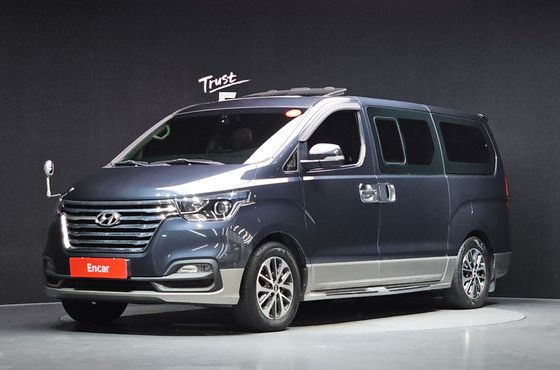 Hyundai Starex Urban 9-Seater Exclusive — пробег 140 256 км — фото 1 из 5