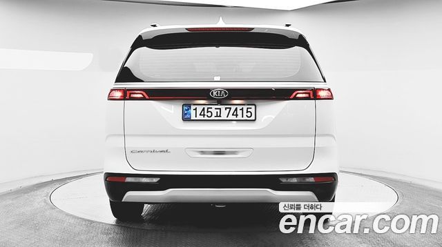 Kia Carnival из Кореи Encar