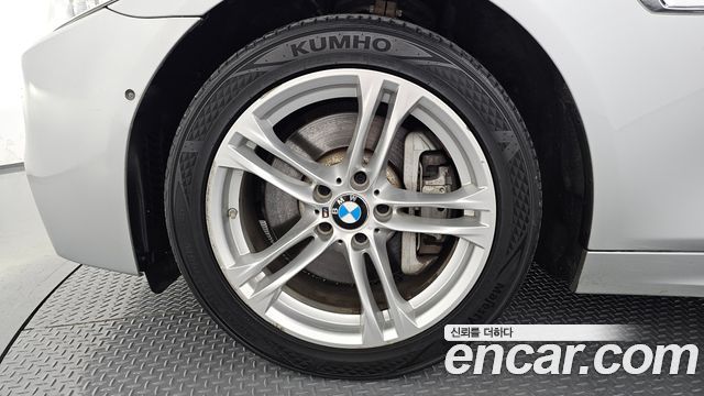 BMW 5-Series 530d xDrive M Aero Dynamic — пробег 133 447 км — фото 5 из 5